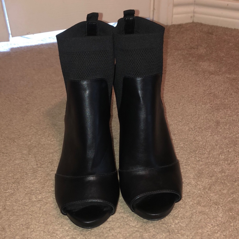 Simply Vera VeraWang Heel Booties
